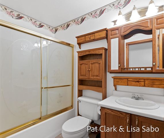 18569 Chinquapin Drive, Spring Lake, MI 49456