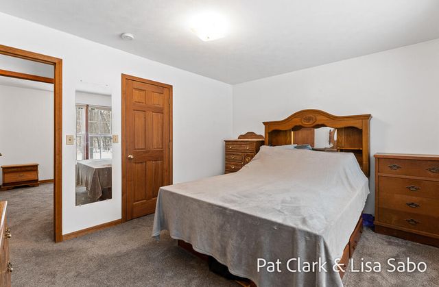 18569 Chinquapin Drive, Spring Lake, MI 49456