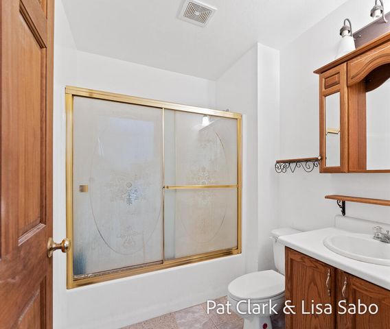 18569 Chinquapin Drive, Spring Lake, MI 49456