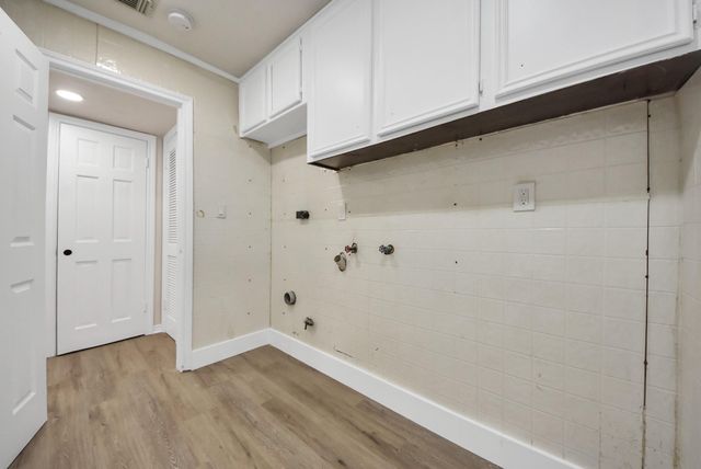 8111 Oak Moss Drive, Spring, TX 77379