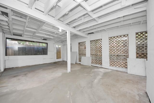 8111 Oak Moss Drive, Spring, TX 77379