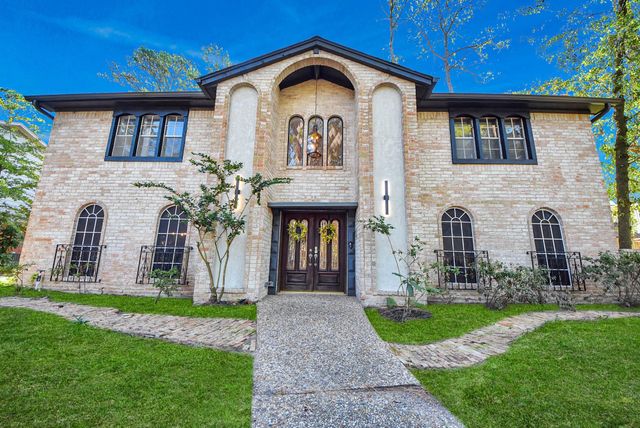 8111 Oak Moss Drive, Spring, TX 77379