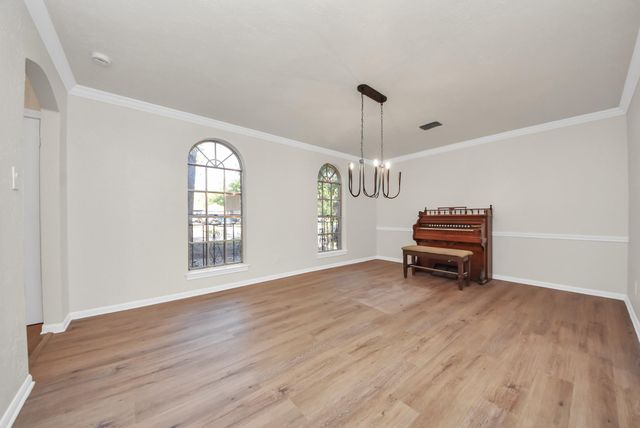 8111 Oak Moss Drive, Spring, TX 77379