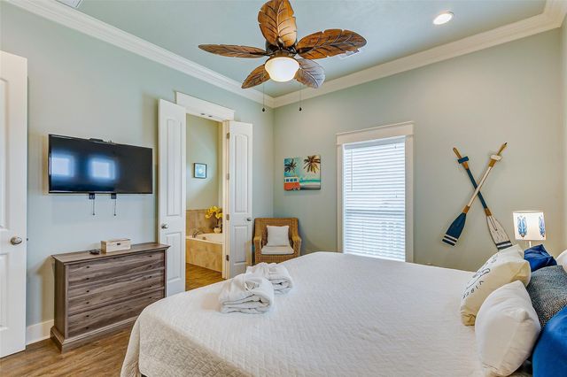 983 S Redfish, Crystal Beach, TX 77650