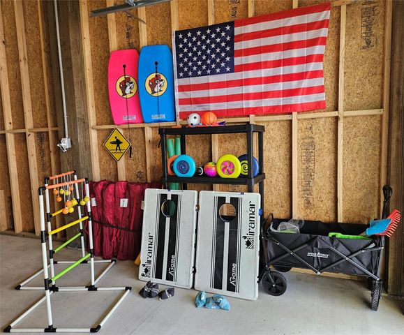 983 S Redfish, Crystal Beach, TX 77650