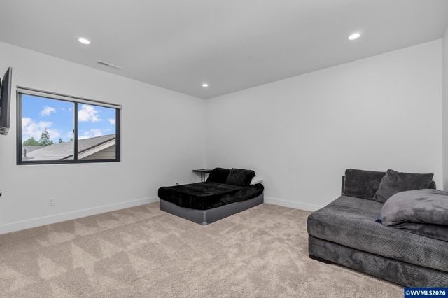 3376 Doughton St S, Salem, OR 97302
