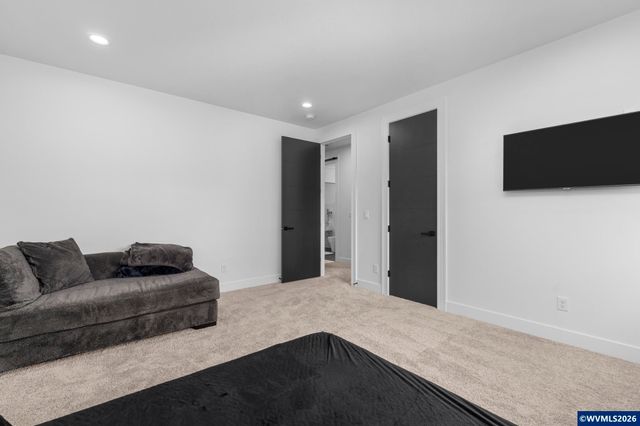 3376 Doughton St S, Salem, OR 97302