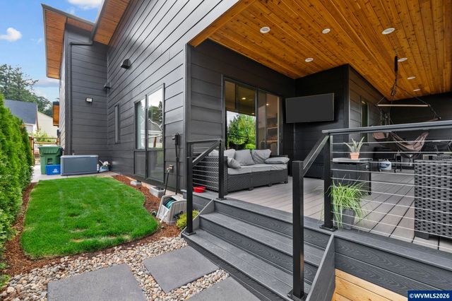 3376 Doughton St S, Salem, OR 97302
