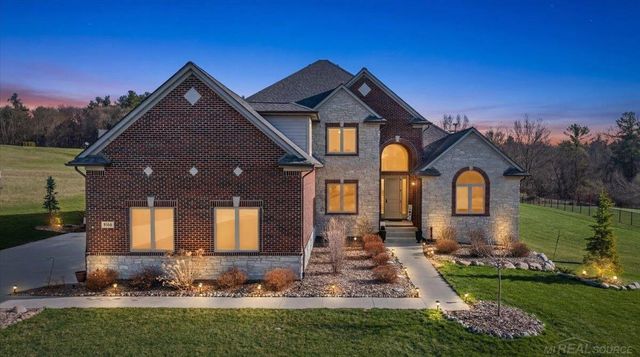 8166 Morningside Drive, Romeo, MI 48065