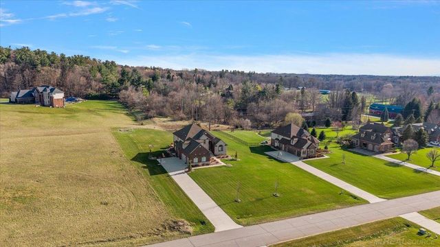 8166 Morningside Drive, Romeo, MI 48065