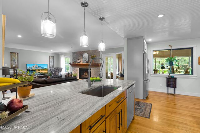 215 Croatan Lane, New Bern, NC 28562