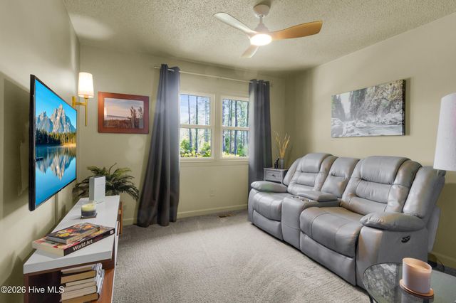 215 Croatan Lane, New Bern, NC 28562