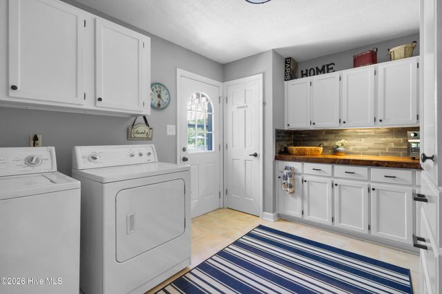 215 Croatan Lane, New Bern, NC 28562