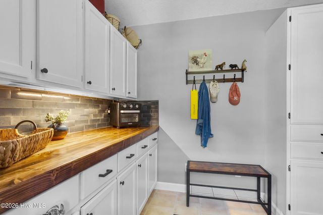 215 Croatan Lane, New Bern, NC 28562