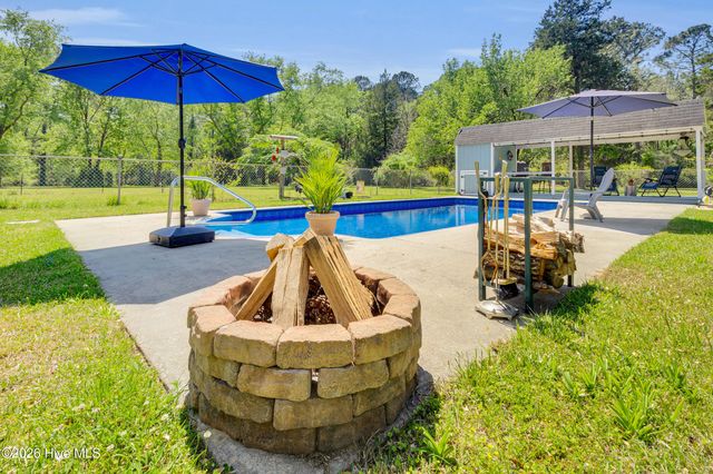 215 Croatan Lane, New Bern, NC 28562