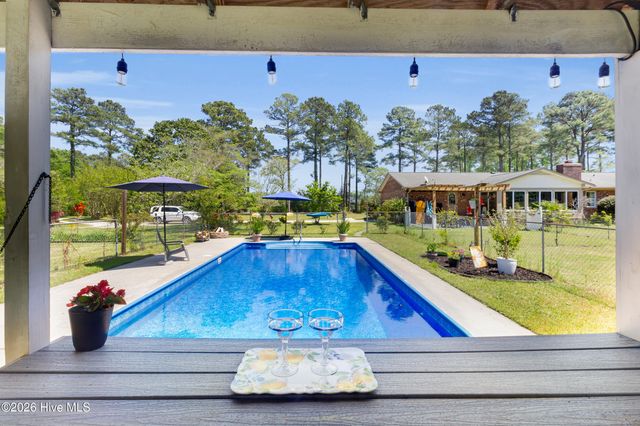 215 Croatan Lane, New Bern, NC 28562