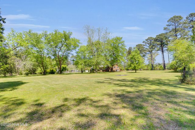 215 Croatan Lane, New Bern, NC 28562