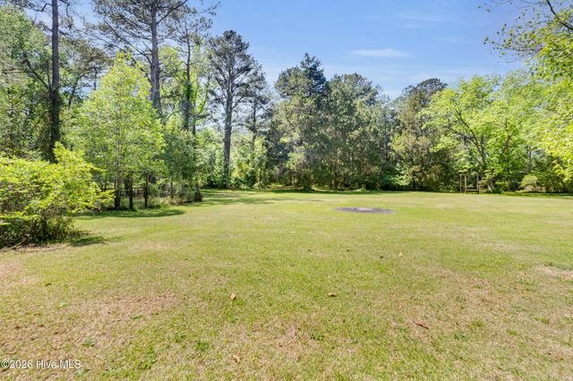 215 Croatan Lane, New Bern, NC 28562