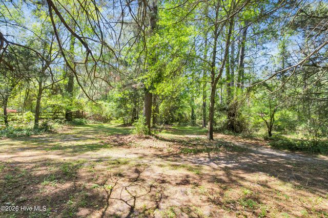 215 Croatan Lane, New Bern, NC 28562