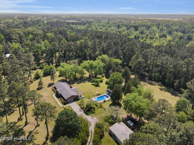 215 Croatan Lane, New Bern, NC 28562