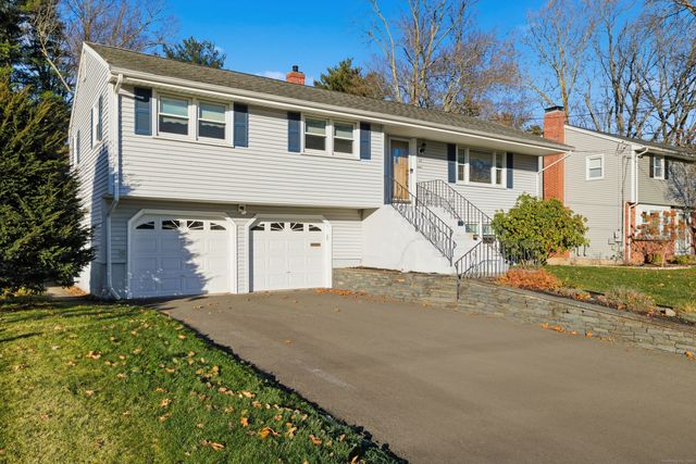 43 Burnham Drive, West Hartford, CT 06110
