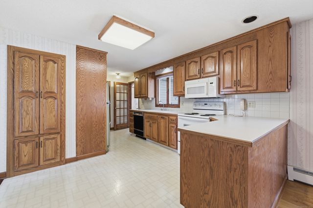 43 Burnham Drive, West Hartford, CT 06110