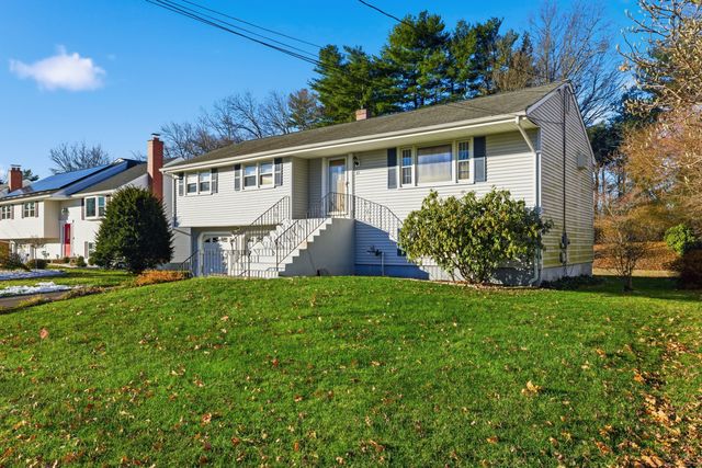 43 Burnham Drive, West Hartford, CT 06110