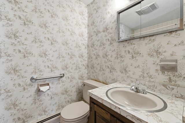 43 Burnham Drive, West Hartford, CT 06110