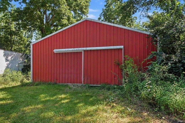55750 County Road 33, Middlebury, IN 46540