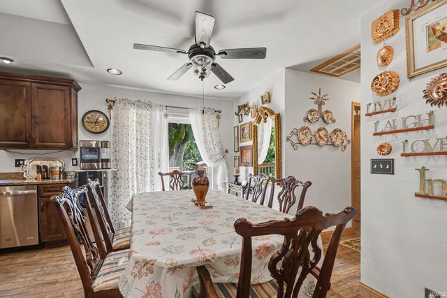55750 County Road 33, Middlebury, IN 46540