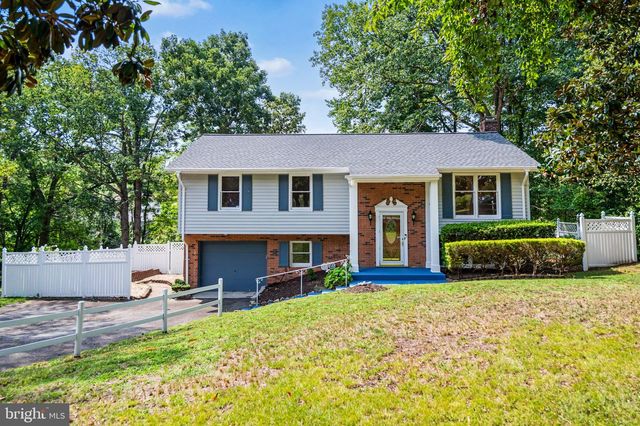 1525 LAKEWOOD DR, Woodbridge, VA 22192