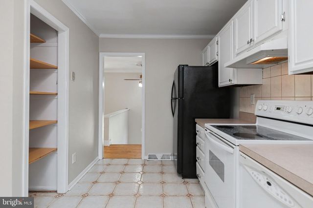 1525 LAKEWOOD DR, Woodbridge, VA 22192