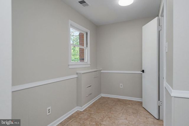 1525 LAKEWOOD DR, Woodbridge, VA 22192