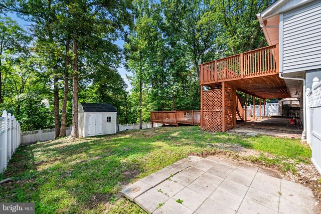 1525 LAKEWOOD DR, Woodbridge, VA 22192