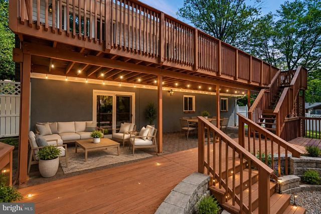 1525 LAKEWOOD DR, Woodbridge, VA 22192