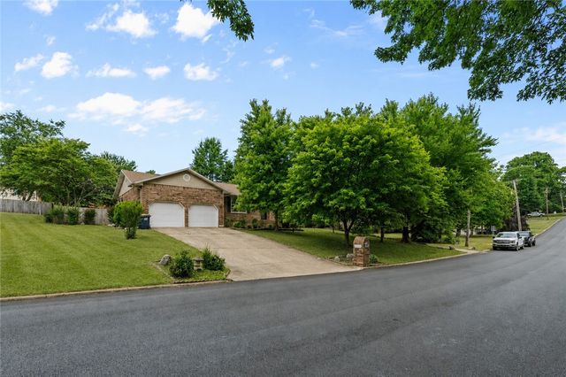 302 Tamarind Street, Harrison, AR 72601
