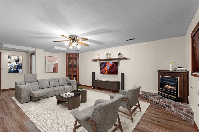 302 Tamarind Street, Harrison, AR 72601