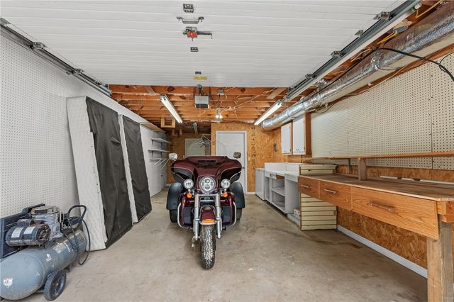 302 Tamarind Street, Harrison, AR 72601