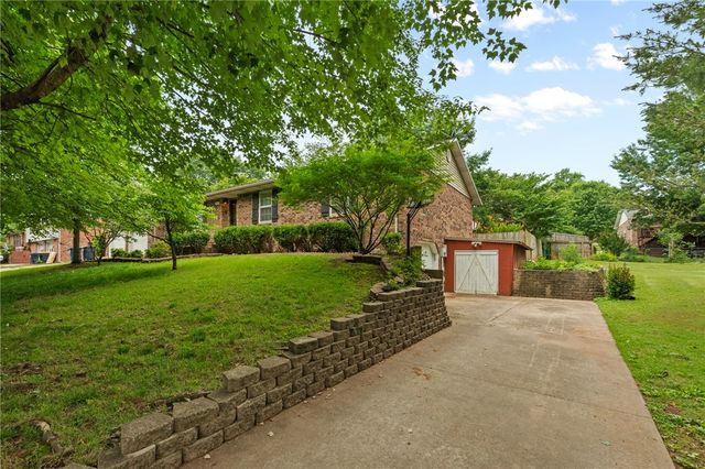 302 Tamarind Street, Harrison, AR 72601