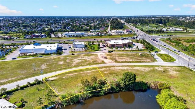 1483 SW 6th TER, Cape Coral, FL 33991