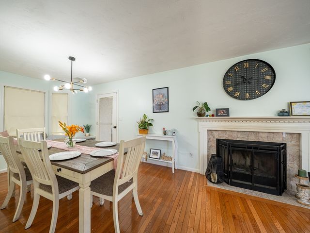 8 Spinney Path 8, Lynn, MA 01902