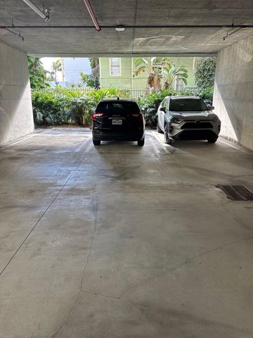 455 NE 25th Street 902, Miami, FL 33137