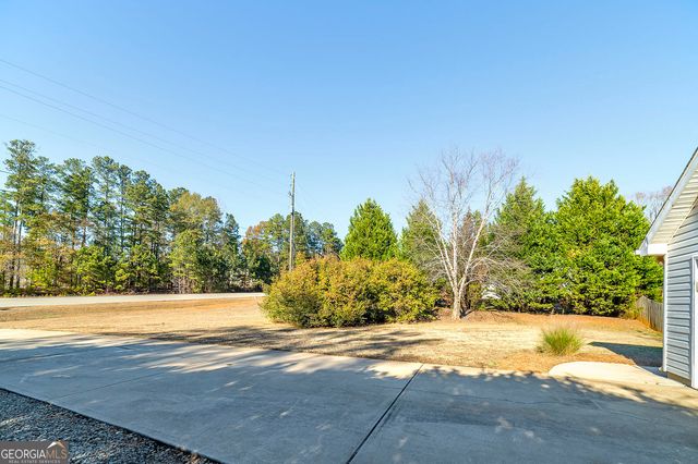 524 Leguin Mill Road, Locust Grove, GA 30248