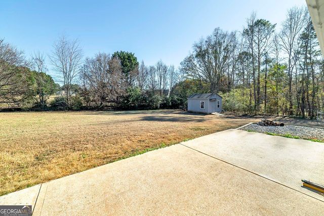524 Leguin Mill Road, Locust Grove, GA 30248