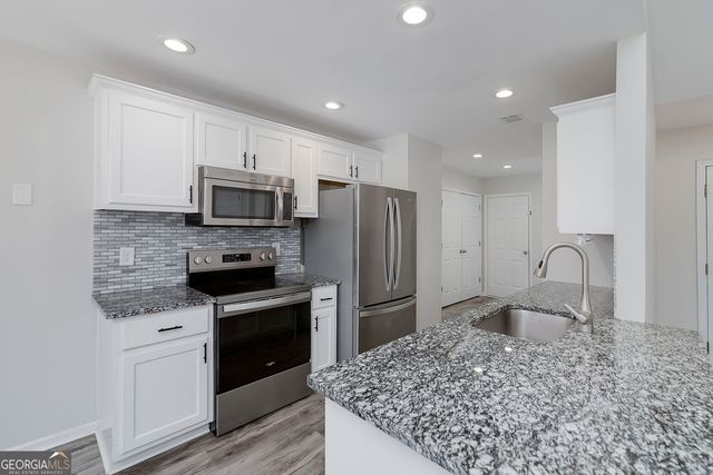 524 Leguin Mill Road, Locust Grove, GA 30248