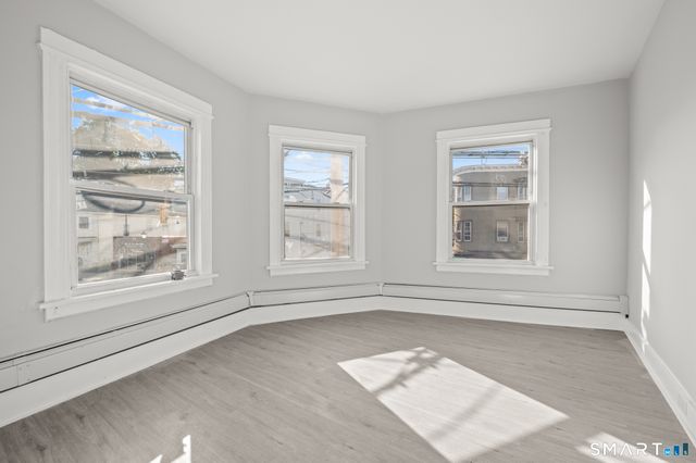 1874 Barnum Avenue 2E, Stratford, CT 06614