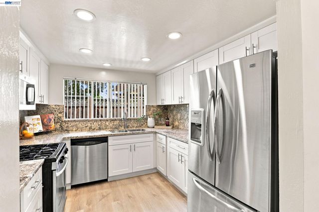 1371 Cherrywood Sq, San Jose, CA 95117