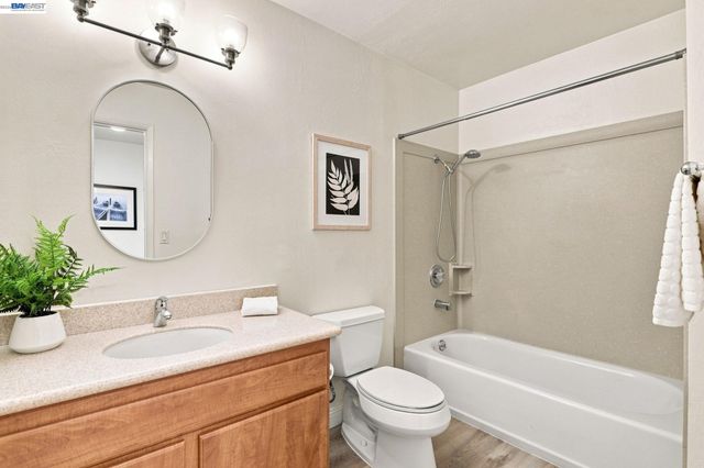 1371 Cherrywood Sq, San Jose, CA 95117