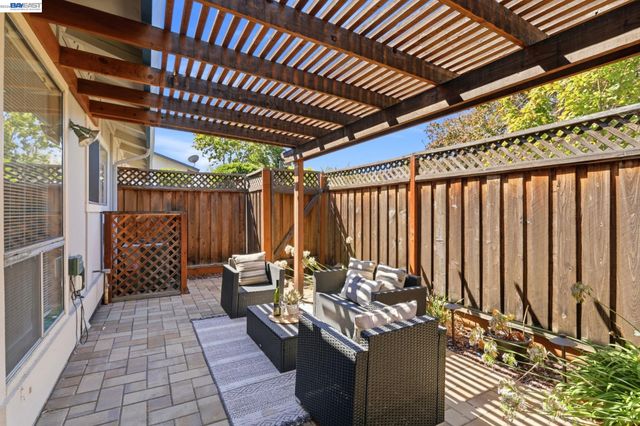 1371 Cherrywood Sq, San Jose, CA 95117