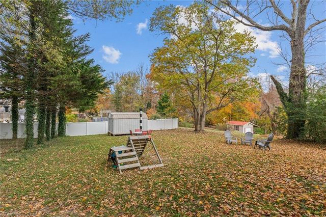 311 E Lebanon Street, Mount Airy, NC 27030